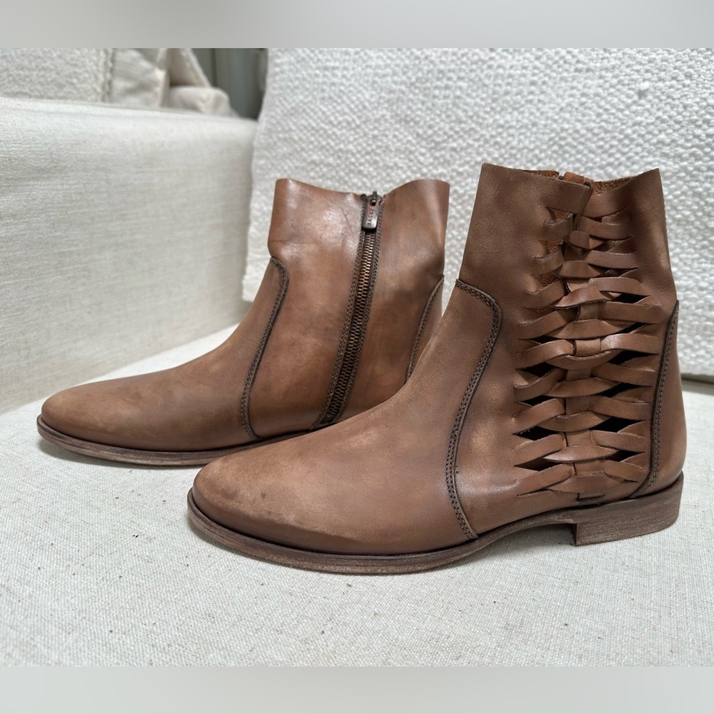 NEW BASKE "Cactus" Leather Woven Lattice Pattern Ankle Boots 40 US8.5-9 - Picture 8 of 11